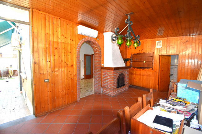Casa indipendente in vendita a Viareggio