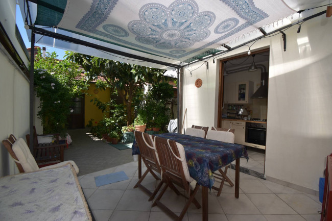 Casa indipendente in vendita a Viareggio