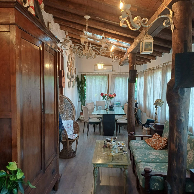 Casa indipendente in vendita a Viareggio