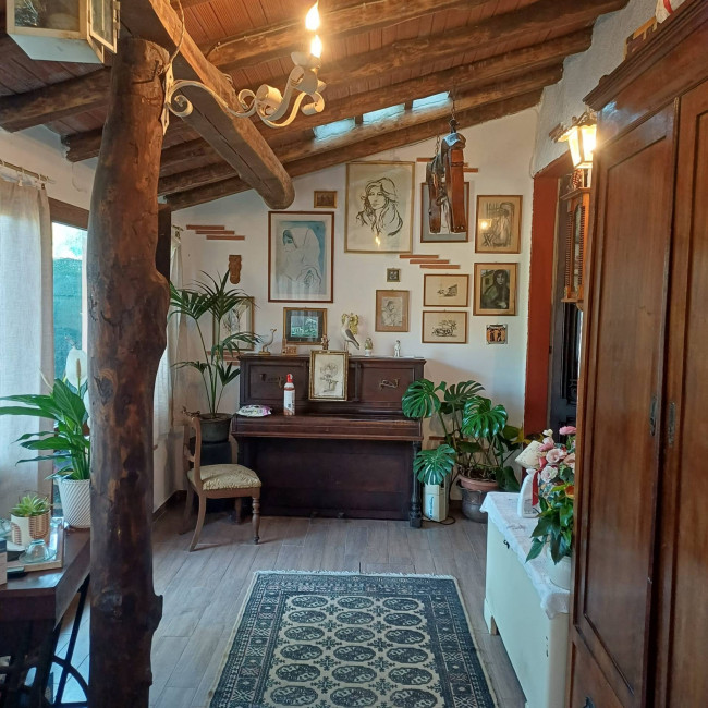 Casa indipendente in vendita a Viareggio