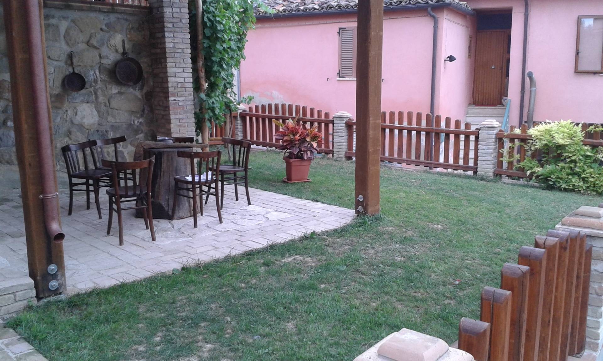 Villa Unifamiliare - Indipendente TORRICELLA SICURA vendita    Case &Co