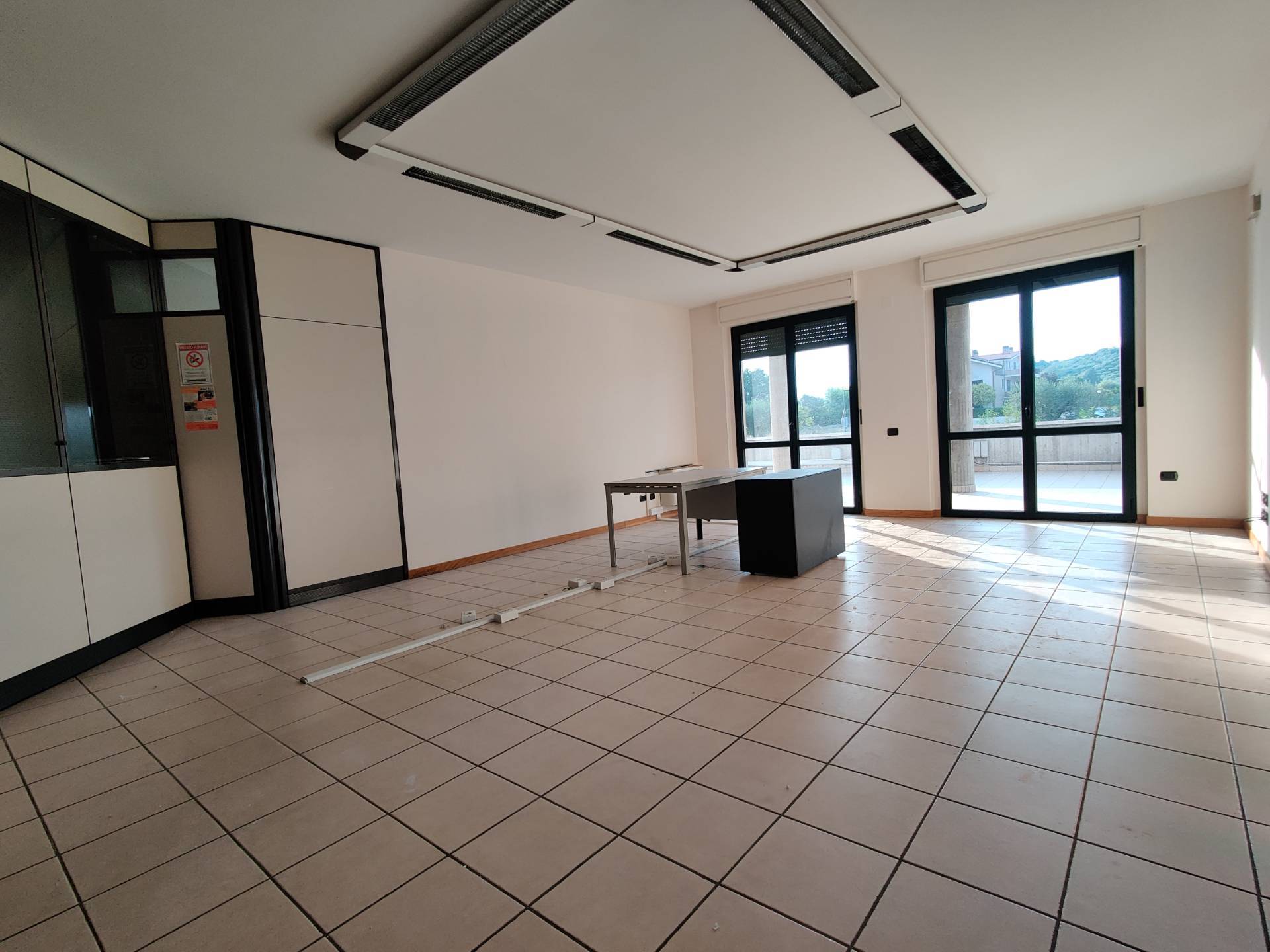  teramo affitto quart: san nicolò a tordino case-&co