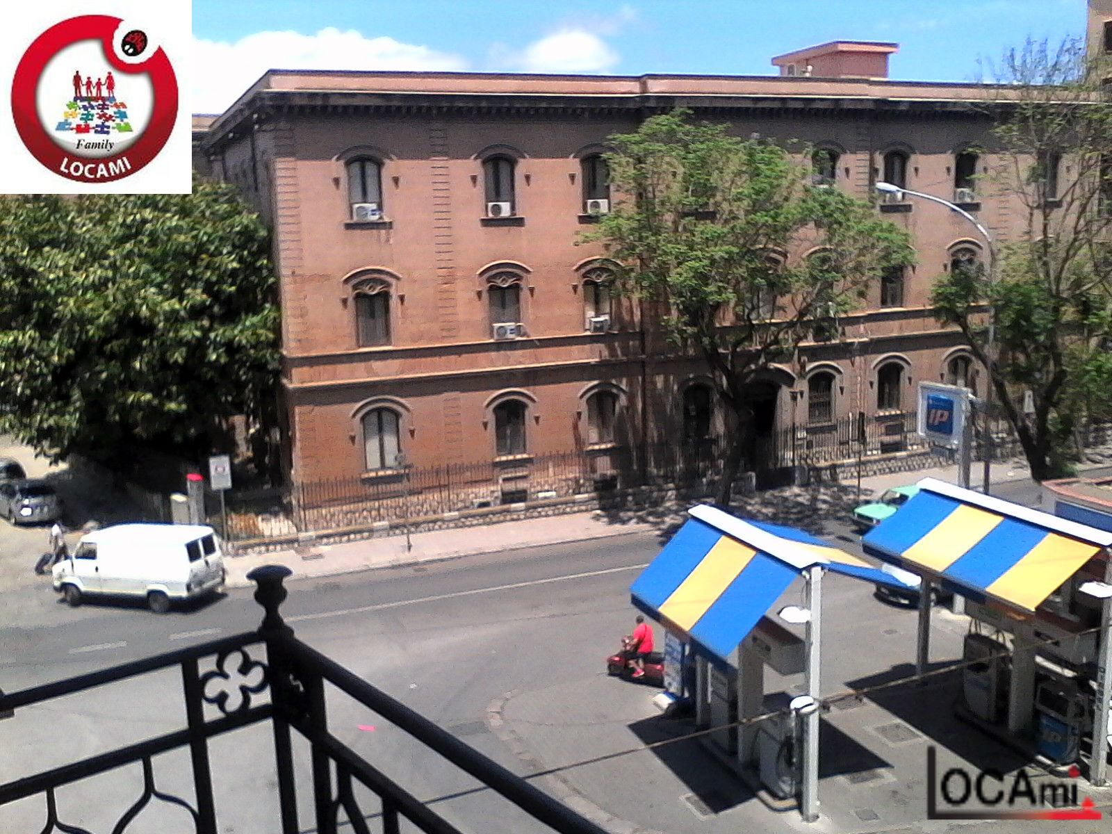  palermo vendita quart:  locami srl