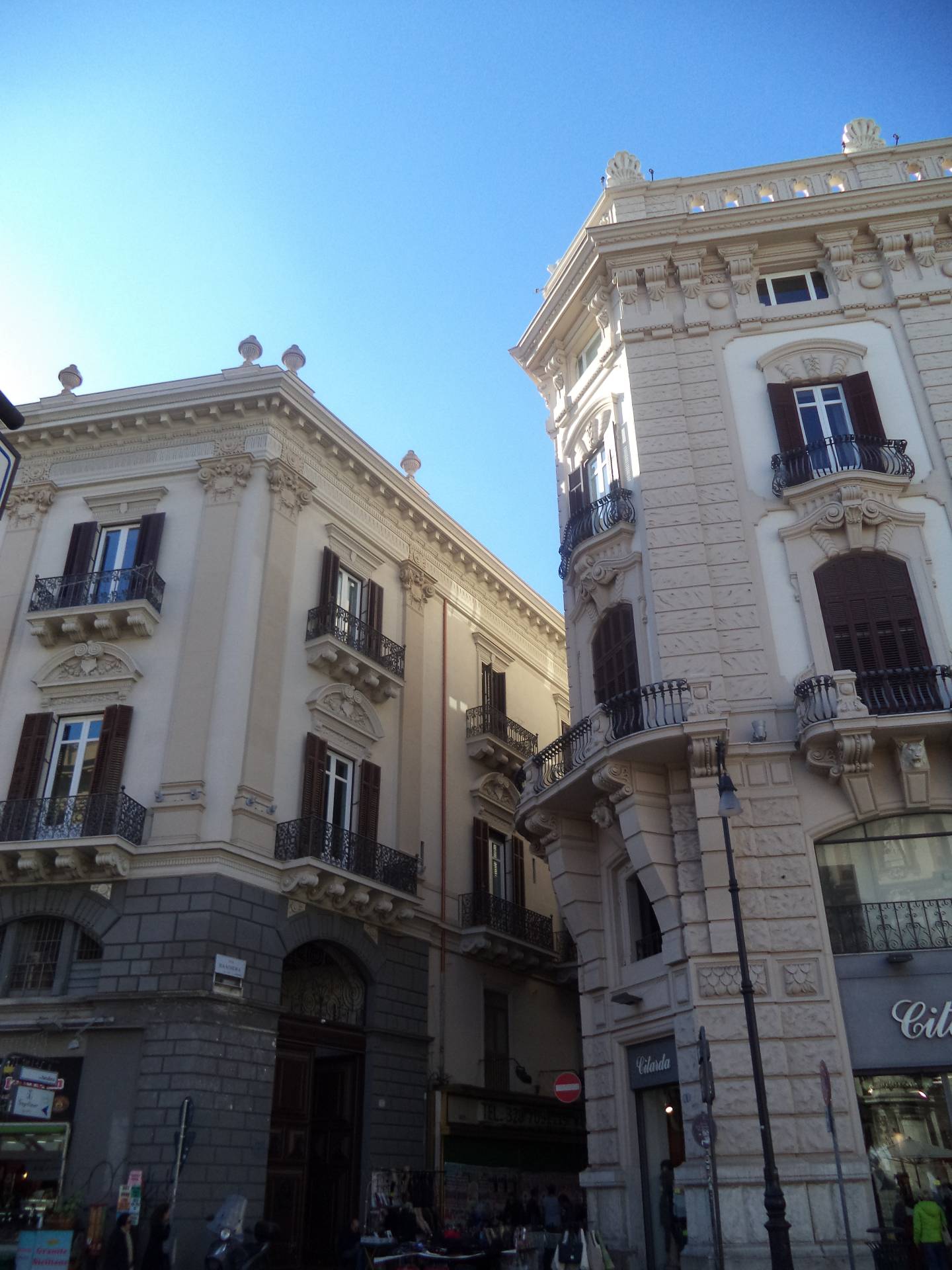  palermo vendita quart: centro storico locami srl