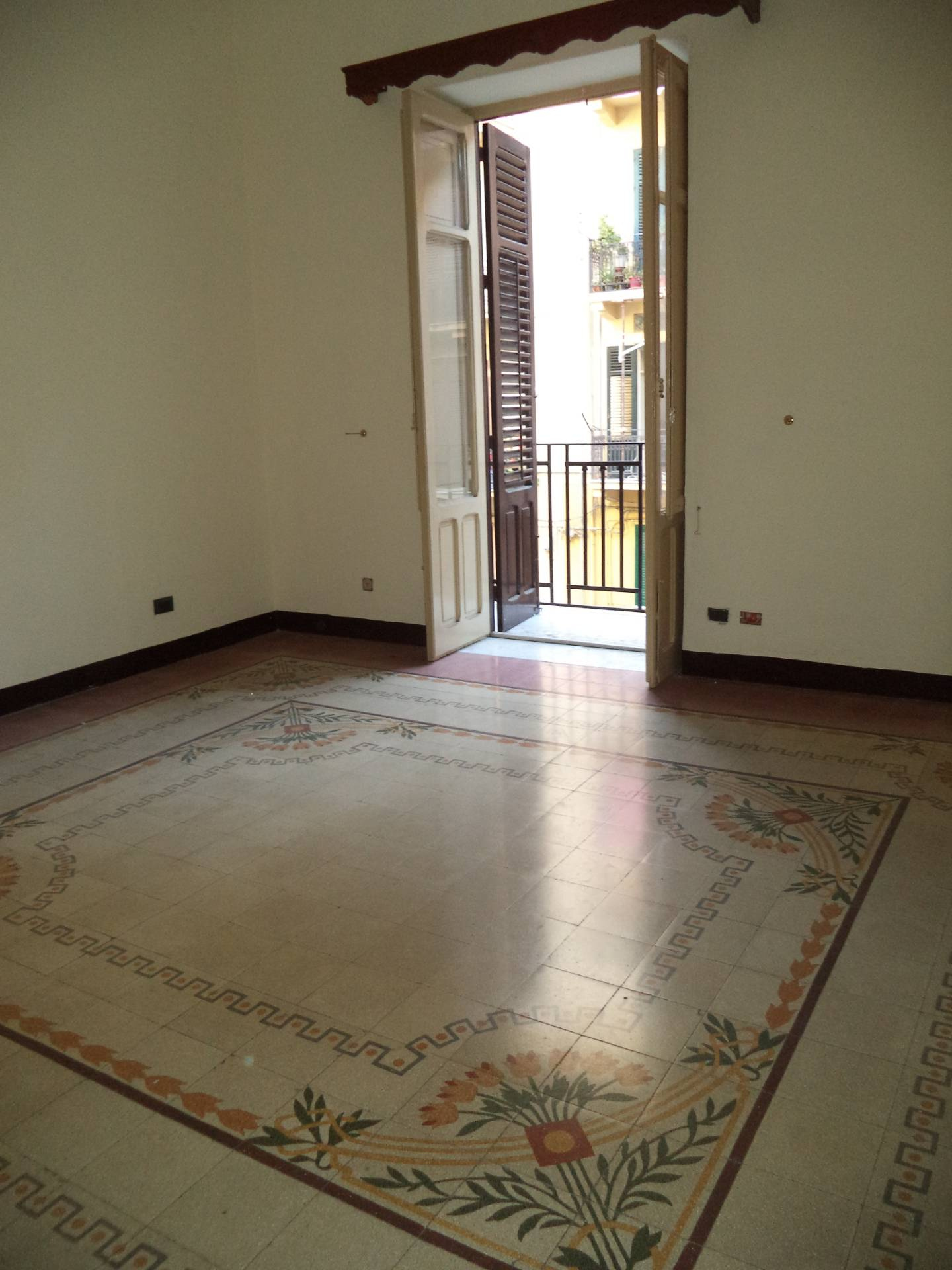 Appartamento PALERMO vendita  Oreto  Locami Srl