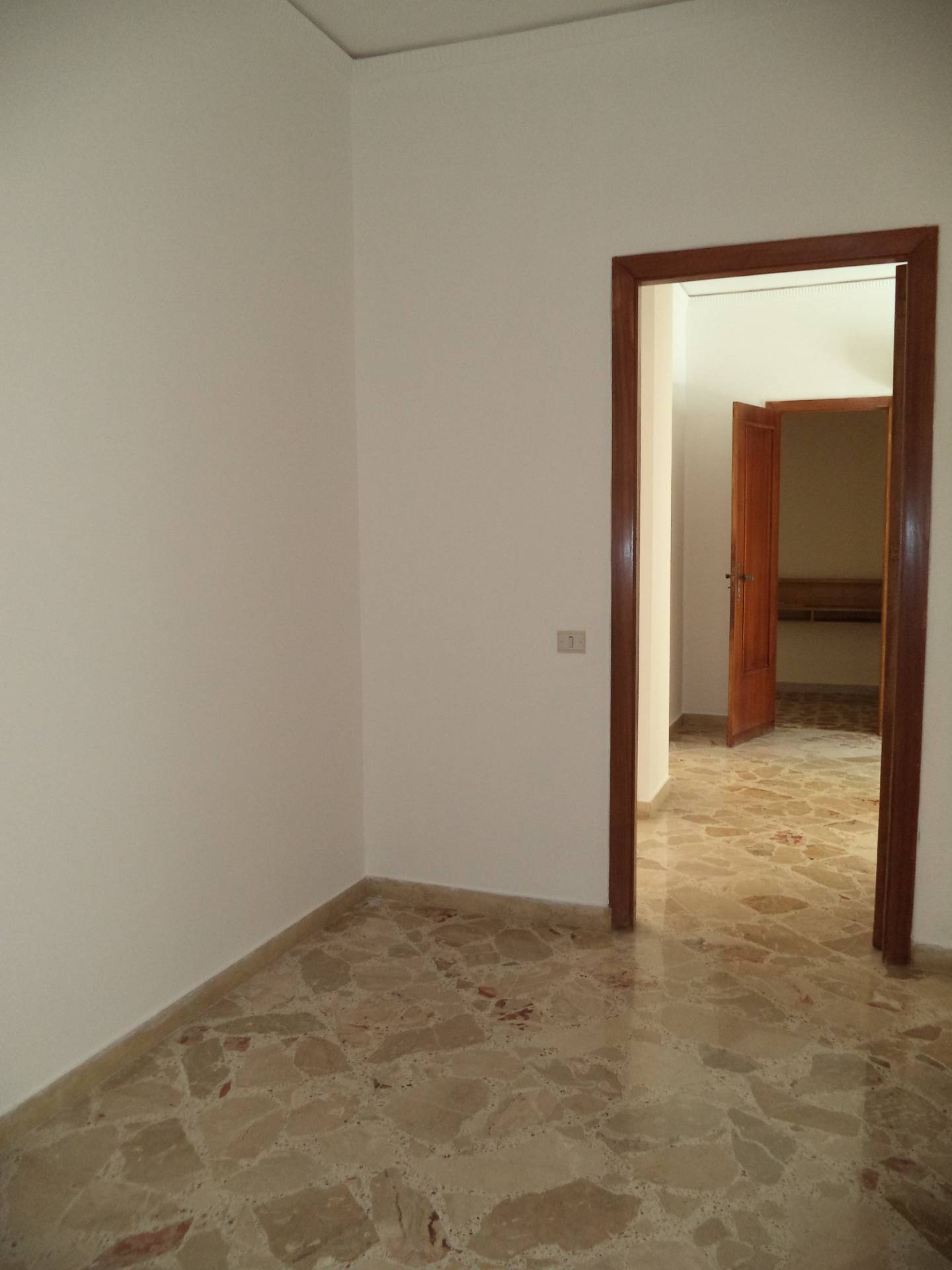 Appartamento PALERMO vendita    Locami Srl