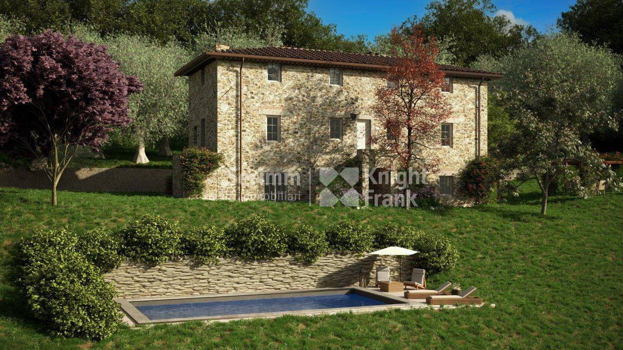 Rustico in Vendita a Camaiore