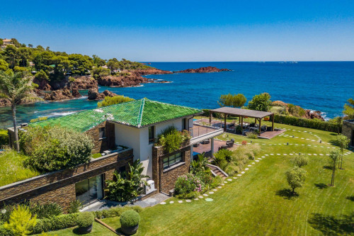 Villa in Vendita a Saint-Raphaël