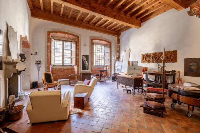 Appartamento in Vendita a Lucca