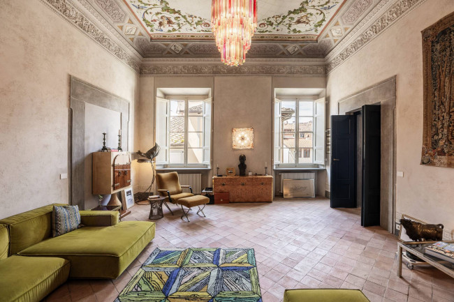 Appartamento in Vendita a Lucca