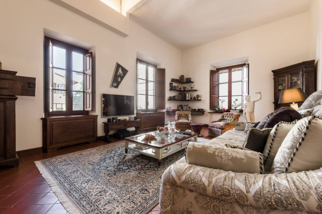 Appartamento in Vendita a Lucca