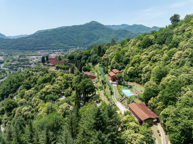 Estate for Sale in Bagni di Lucca