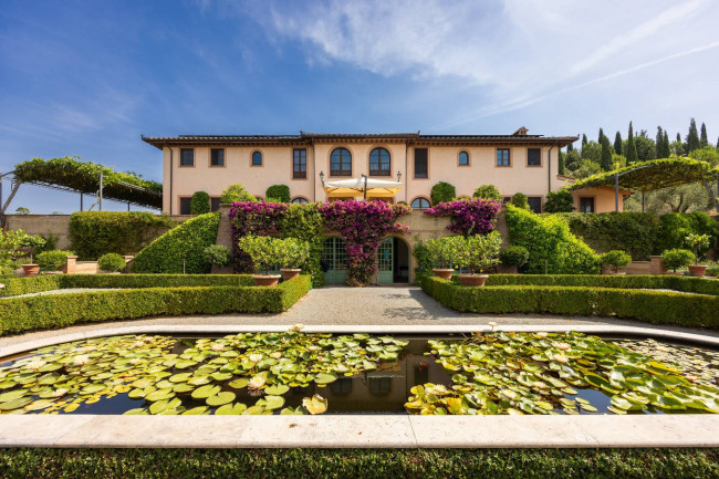 Villa in Vendita a Palaia