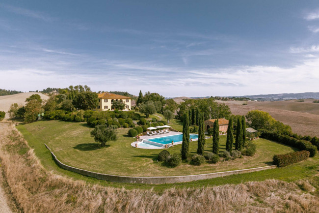 Villa in Vendita a Lajatico