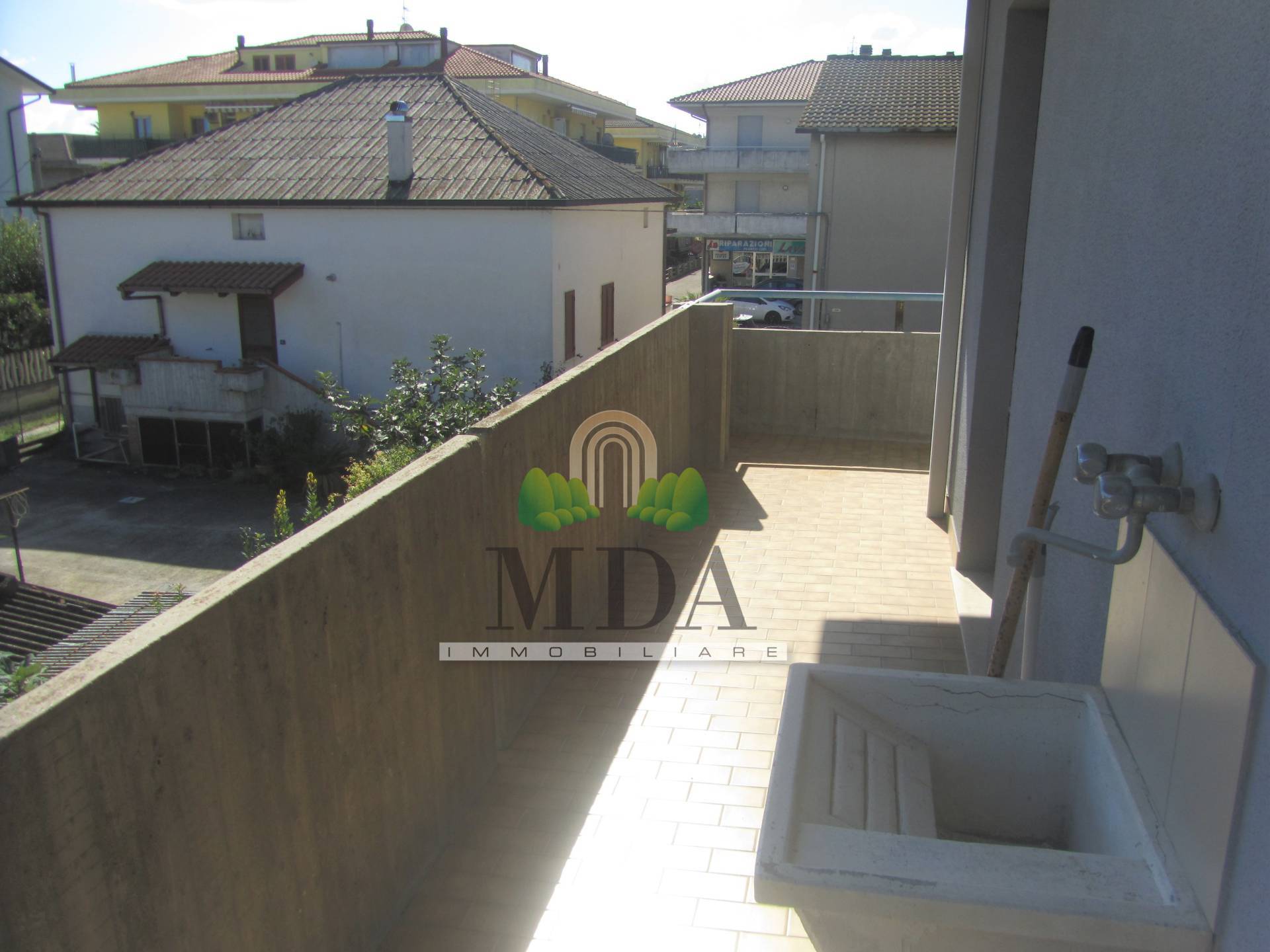 Appartamento MARTINSICURO vendita  Villa Rosa  MDA immobiliare