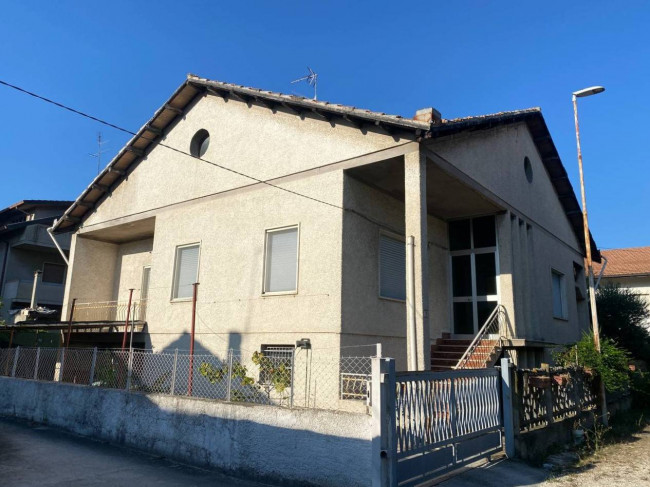 Casa indipendente in vendita a Martinsicuro (TE)