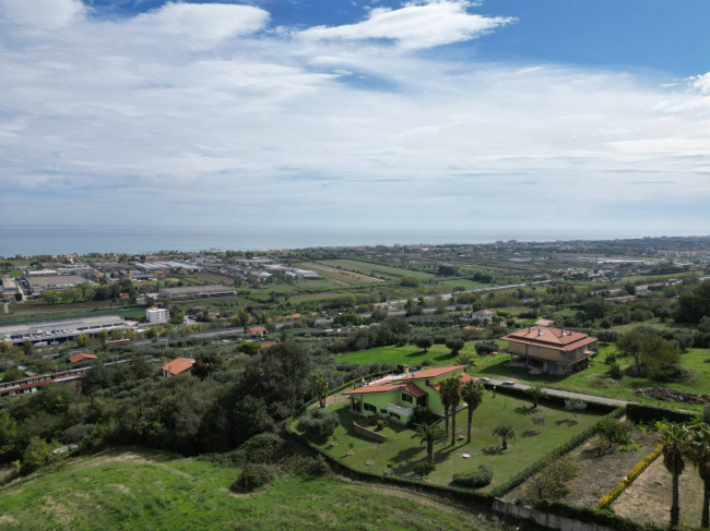 Villa in vendita a Martinsicuro (TE)