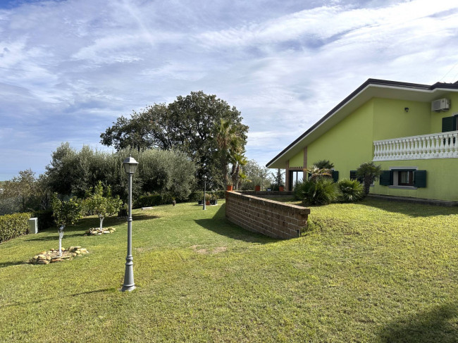 Villa in vendita a Martinsicuro (TE)