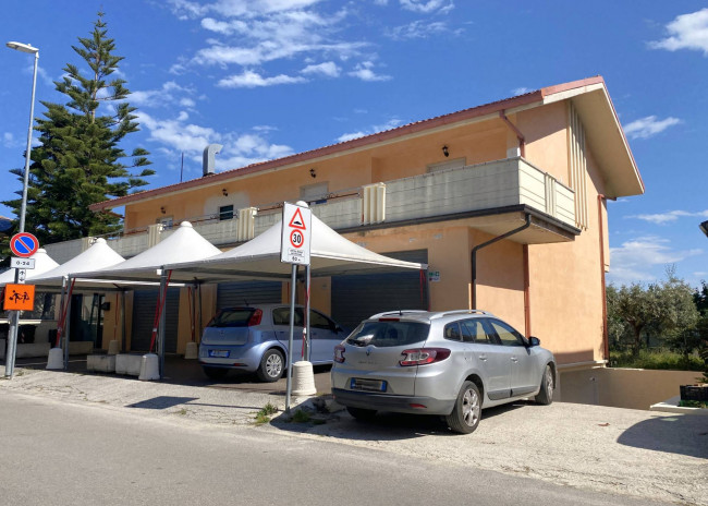 Locale commerciale in Vendita a Martinsicuro