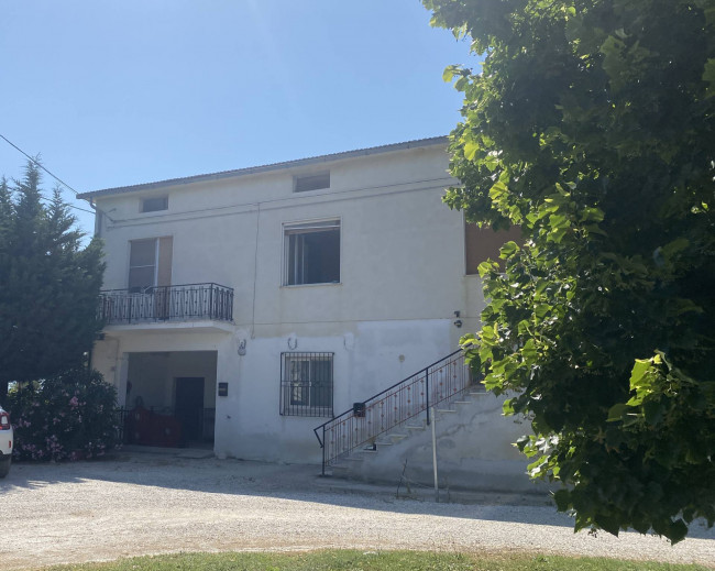 Casa singola in Vendita a Sant'Omero
