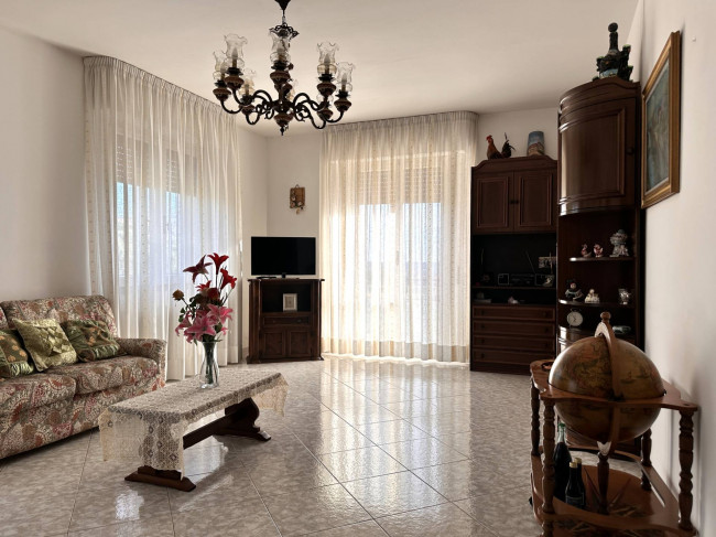 Appartamento in Vendita a Controguerra