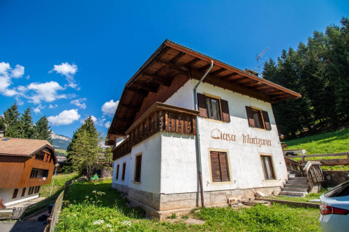 Casa Bifamiliare in vendita a Soraga