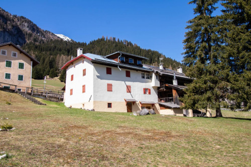 Appartamento in vendita a Canazei