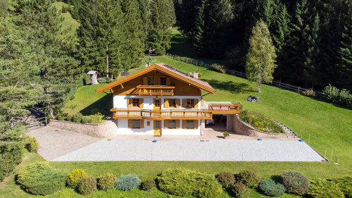 Villa in vendita a Soraga