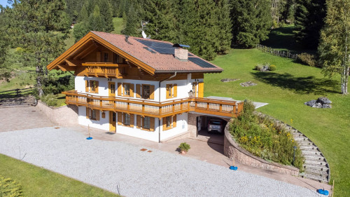Villa in vendita a Soraga