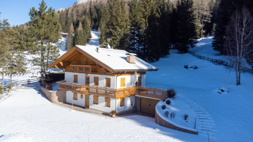 Villa in vendita a Soraga