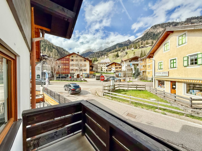 Appartamento in vendita a Campitello di Fassa