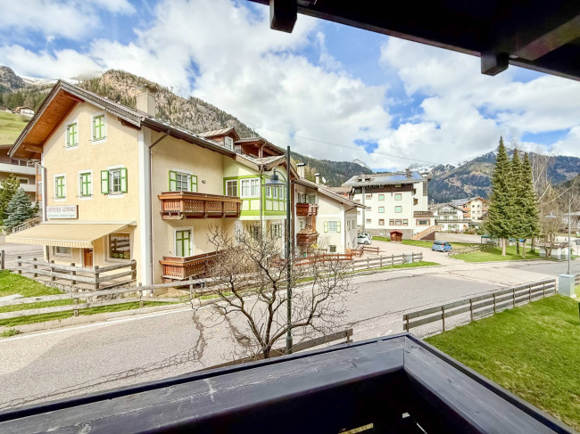 Appartamento in vendita a Campitello di Fassa