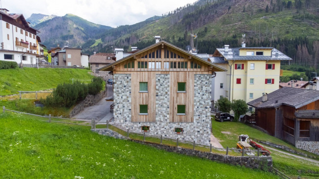Appartamento in vendita a Moena