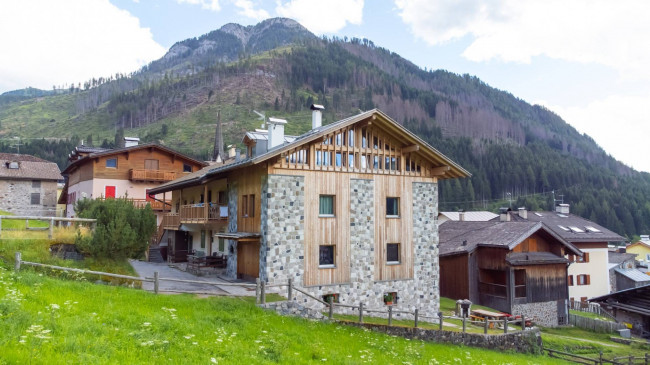 Appartamento in vendita a Moena