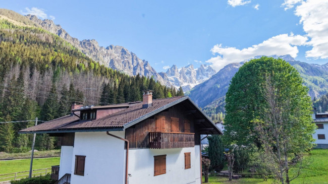 Casa Bifamiliare in vendita a Falcade