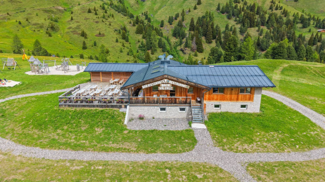 Rifugio in vendita a Canazei