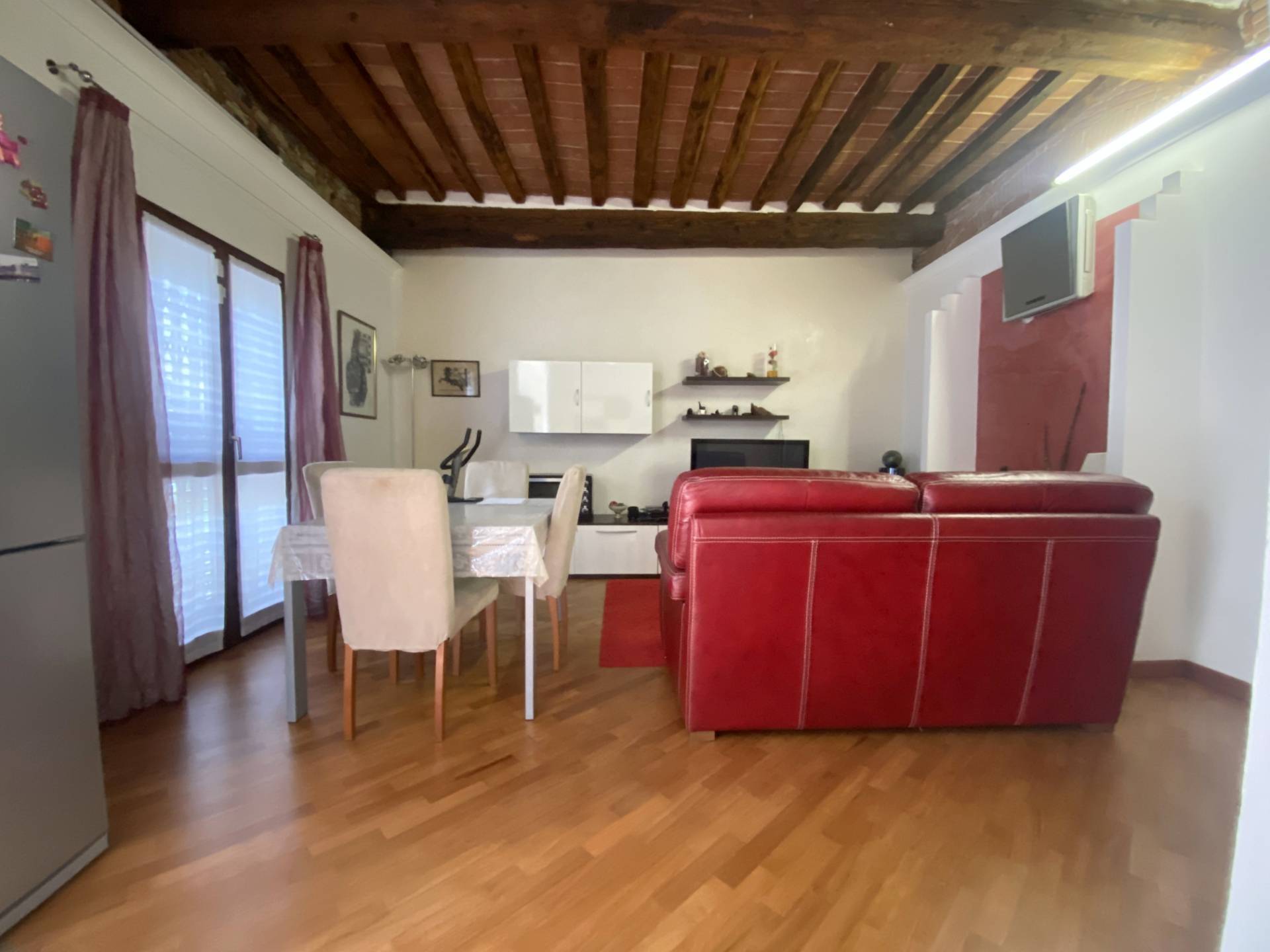 Appartamento CALCINAIA vendita  Centro  Lux Immobiliare