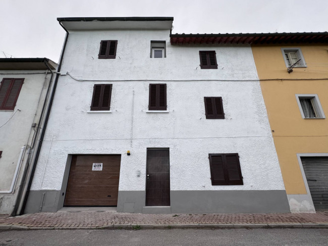 Casa indipendente in vendita a Santa Maria A Monte (PI)