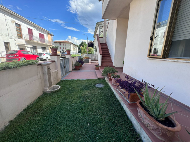 Casa indipendente in vendita a Santa Maria A Monte (PI)