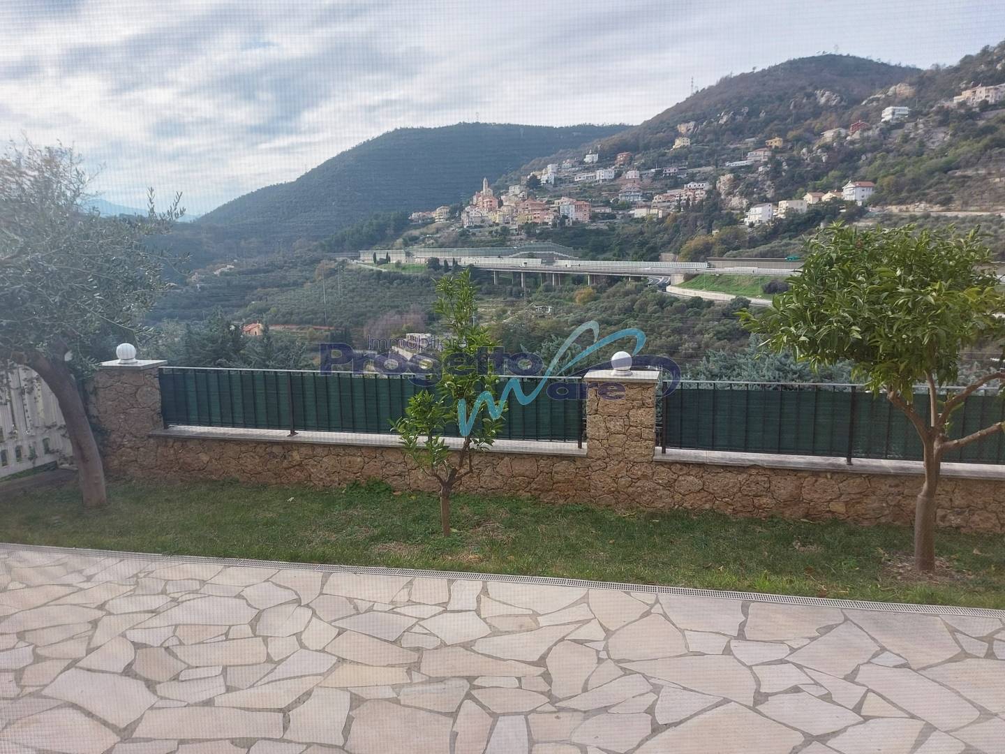 Villa in vendita a Pietra Ligure (SV)