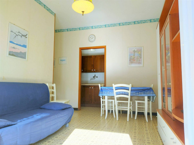 Appartamento Bilocale in Vendita a Pietra Ligure