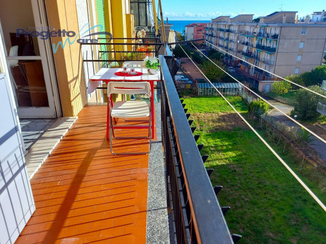 Appartamento Bilocale in vendita a Pietra Ligure