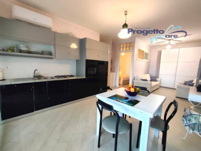 Appartamento Bilocale in vendita a Pietra Ligure