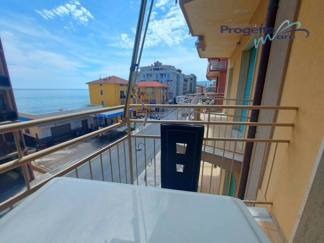 Appartamento Bilocale in vendita a Pietra Ligure