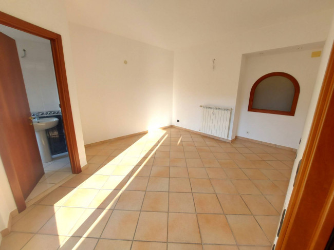 Appartamento Trilocale in vendita a Borgio Verezzi