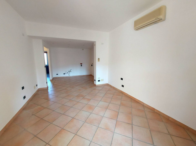 Appartamento Trilocale in vendita a Borgio Verezzi