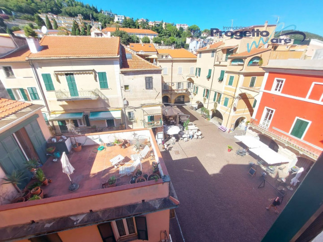 Appartamento Bilocale in vendita a Pietra Ligure