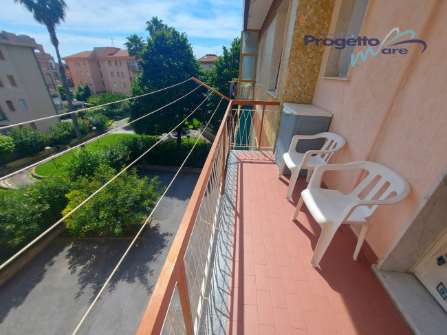 Appartamento Quadrilocale in vendita a Pietra Ligure