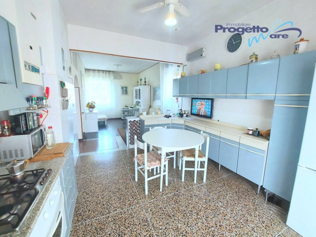 Appartamento Quadrilocale in vendita a Pietra Ligure