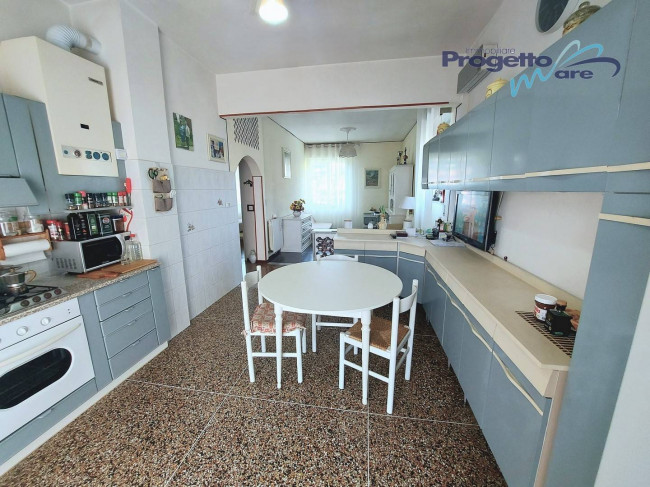 Appartamento Quadrilocale in vendita a Pietra Ligure